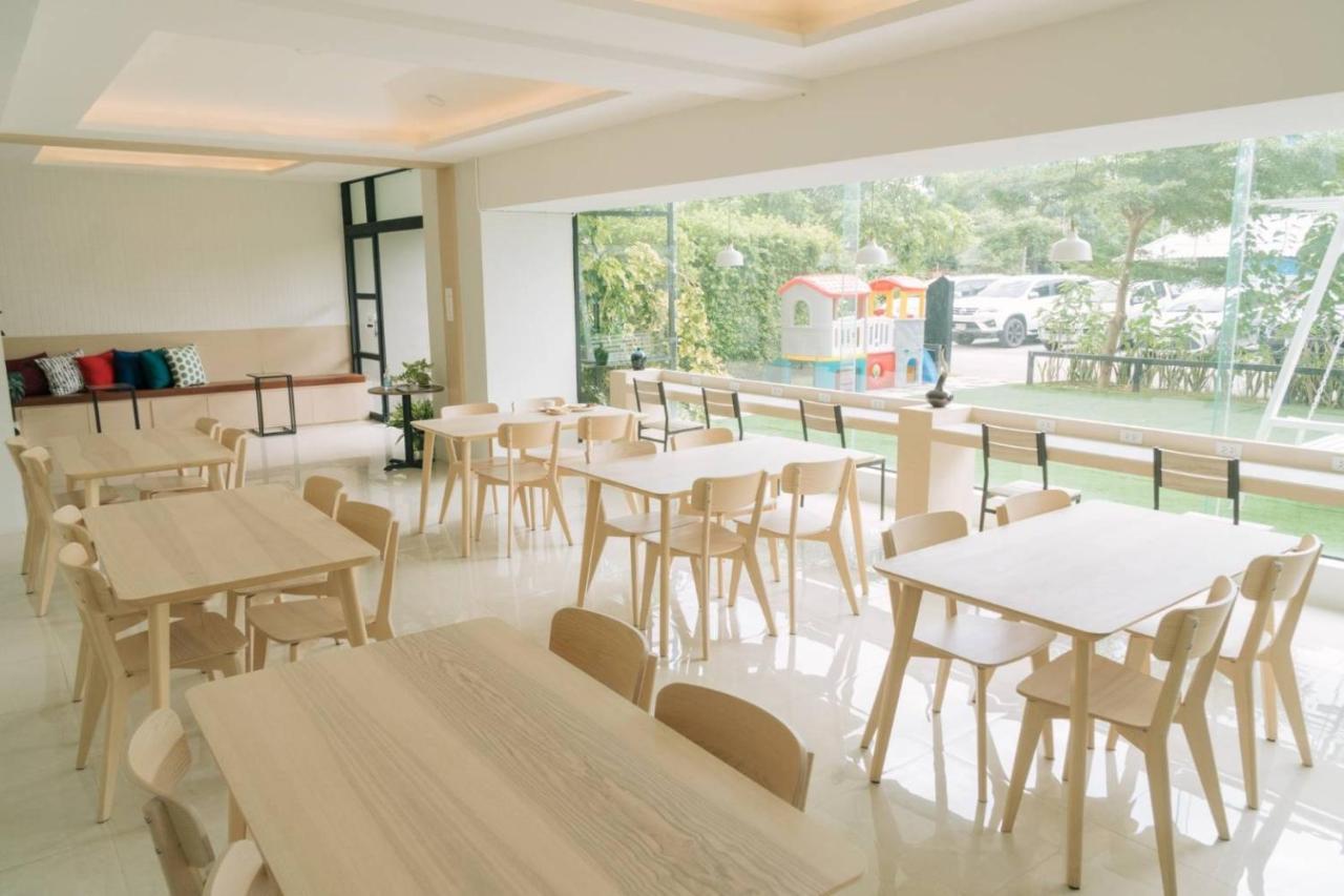 The Zenery Hotel Lampang Extérieur photo