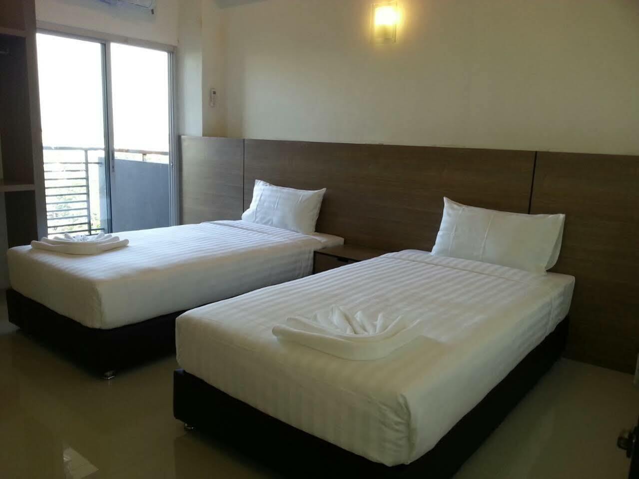 The Zenery Hotel Lampang Extérieur photo