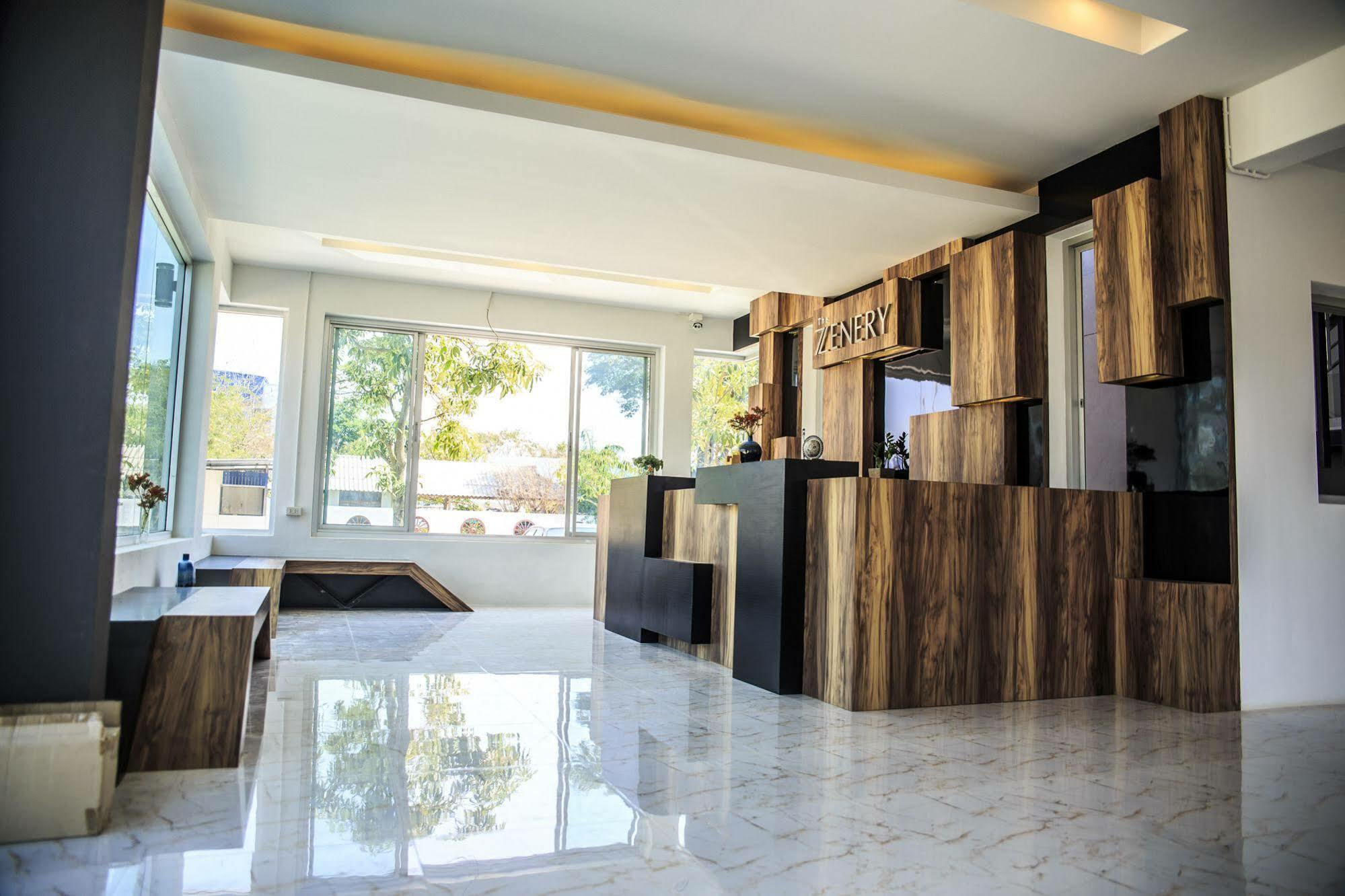 The Zenery Hotel Lampang Extérieur photo